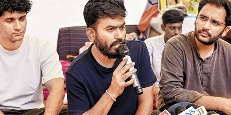 Several leaders, including party chief Abhijit Dapke—who is as insignificant as a cockroach—have been arrested.