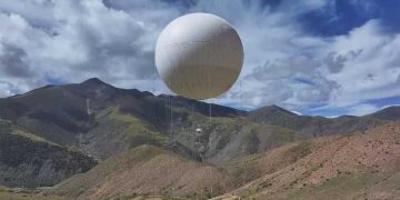 Successful test deployment of a large tethered balloon in China capable of lifting a 2-ton payload