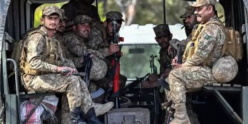Terrorist attempt in Gwadar thwarted; 10 terrorists, including a woman, killed.