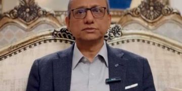 The road issue has taken a wrong turn; the relevant institutions should sit down and resolve the matter, says Saeed Ghani.
