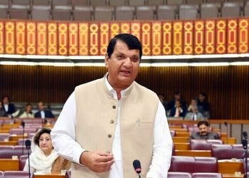 There is no such thing as a government in Khyber Pakhtunkhwa; the province has been left abandoned Amir Muqam.