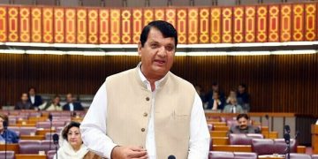 There is no such thing as a government in Khyber Pakhtunkhwa; the province has been left abandoned Amir Muqam.