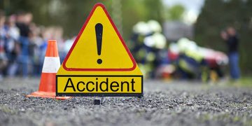 Traffic accident in Haripur speeding vehicle collides with a truck, 5 people killed.