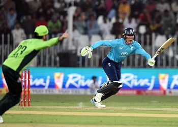 Tri-nation cricket series Pakistan and England to face each other tomorrow at Gaddafi Stadium