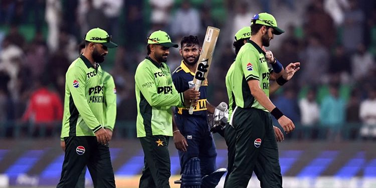 Tri-nation series Pakistan and Sri Lanka to face off in the final tomorrow