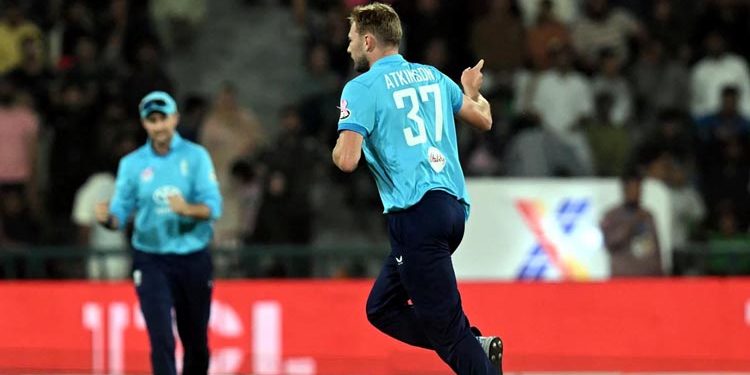 Tri-nation series Pakistan team faces difficulties against England