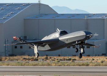 US fighter jet Talon Blue flies without a pilot