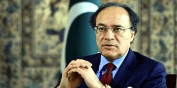 World Bank delegation meets Finance Minister Muhammad Aurangzeb; economic reforms discussed.