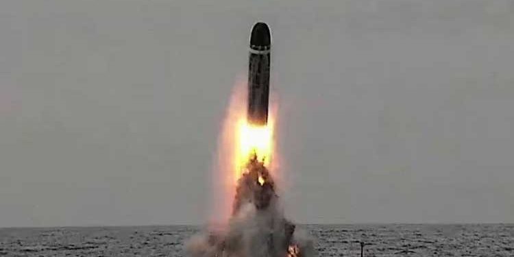 France successfully tests nuclear-capable missile from the sea.